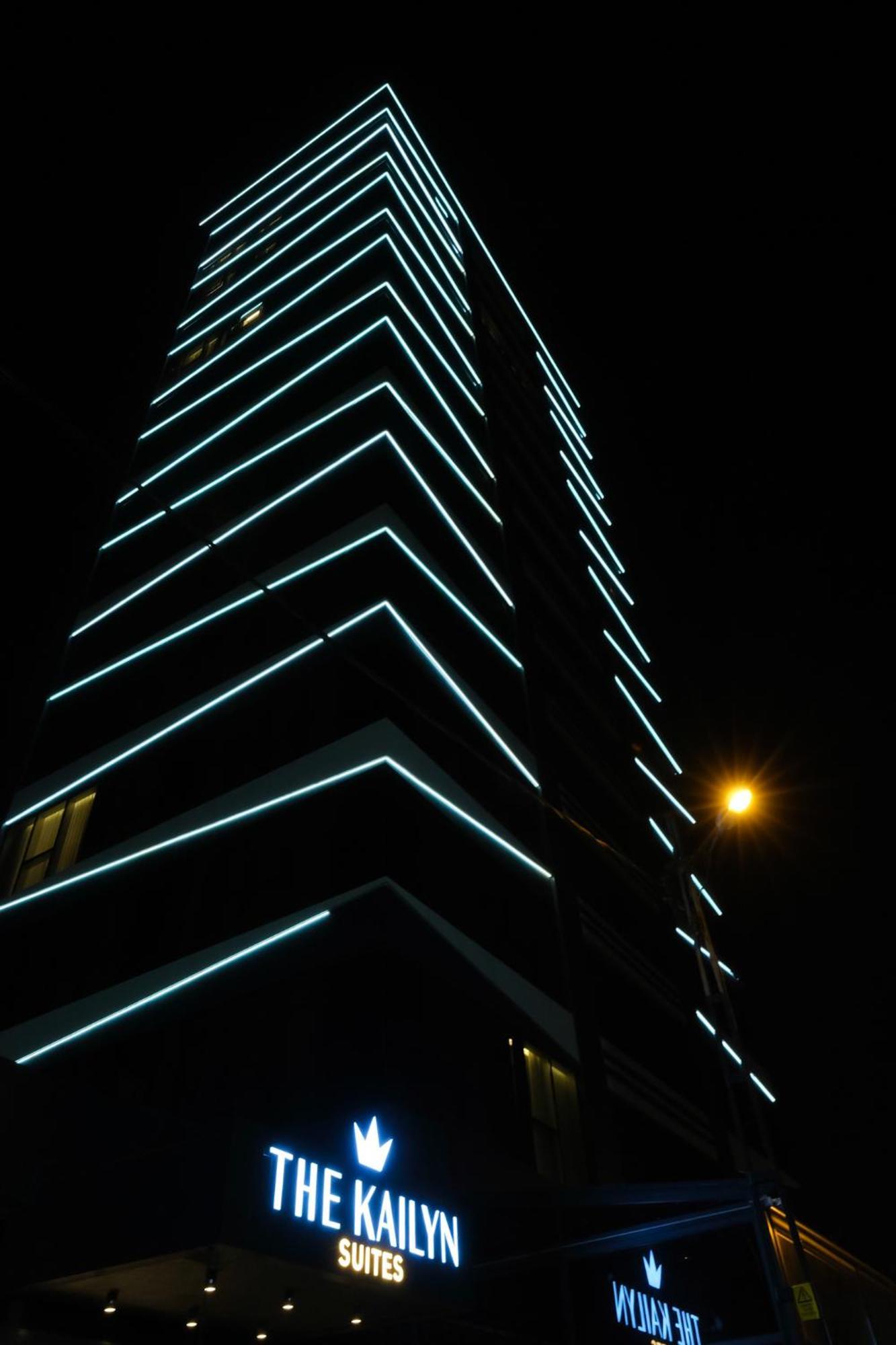 The Kailyn Hotels&Suites Atasehir อิสตันบูล ภายนอก รูปภาพ