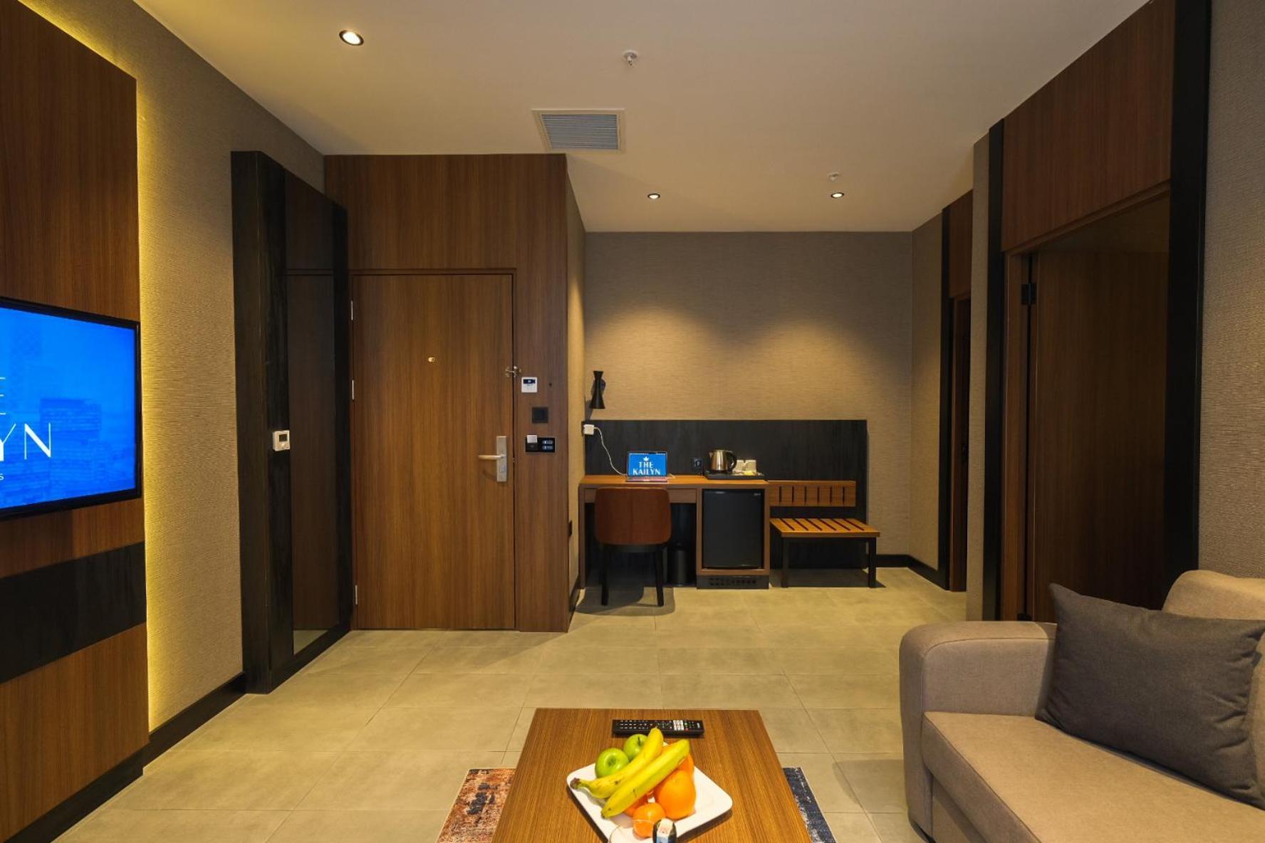 The Kailyn Hotels&Suites Atasehir อิสตันบูล ภายนอก รูปภาพ